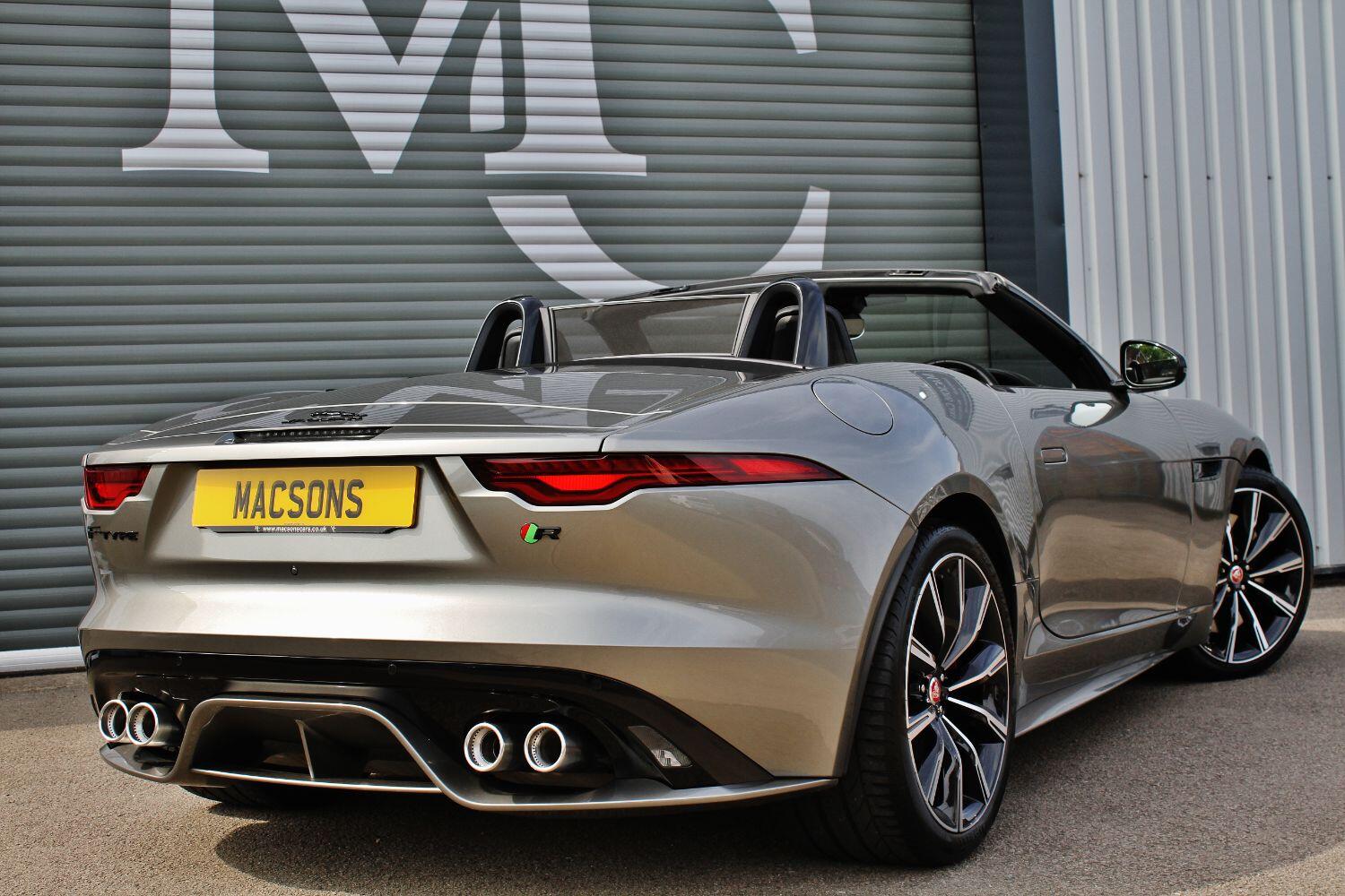 Jaguar F Type