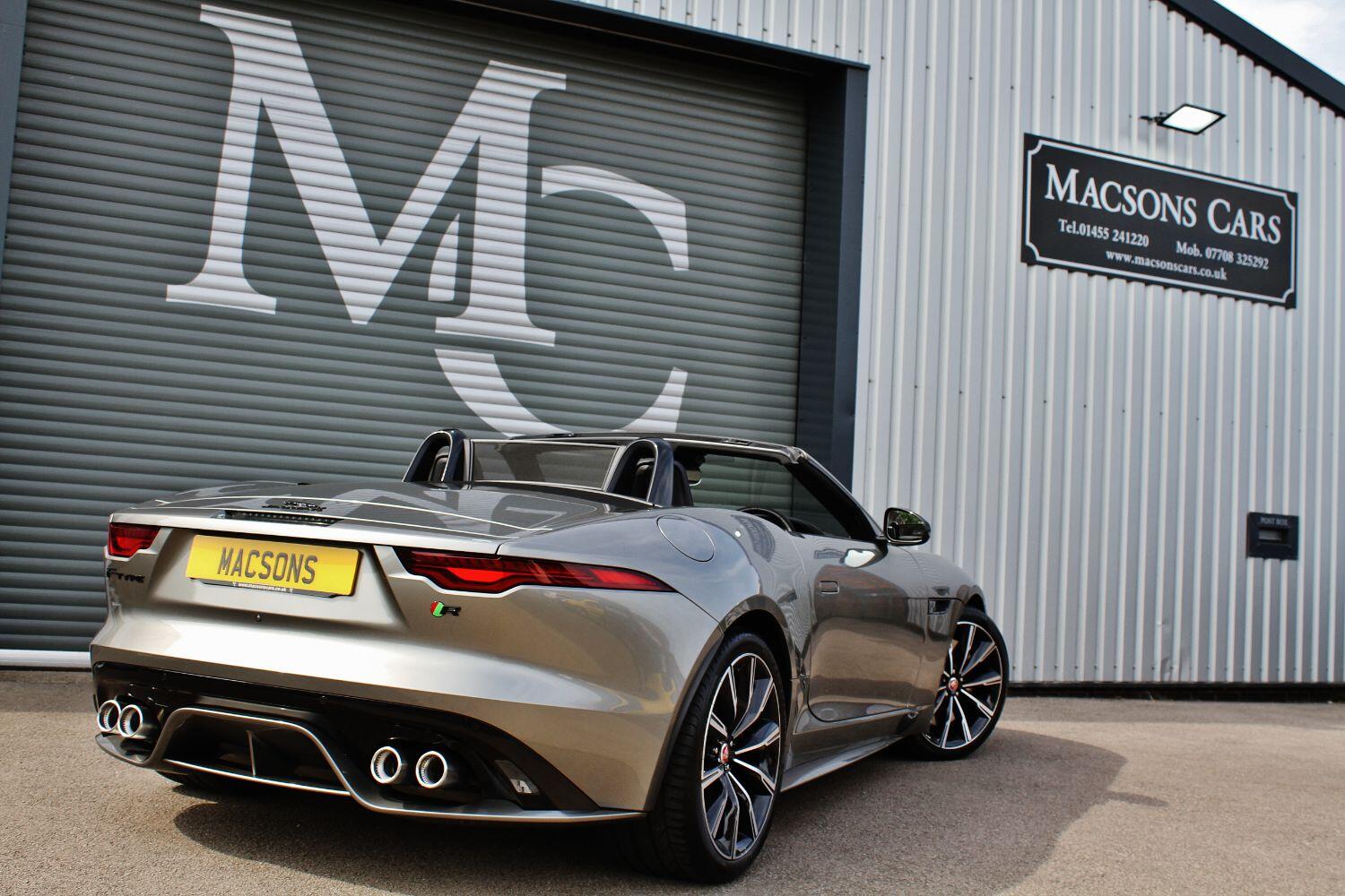 Jaguar F Type