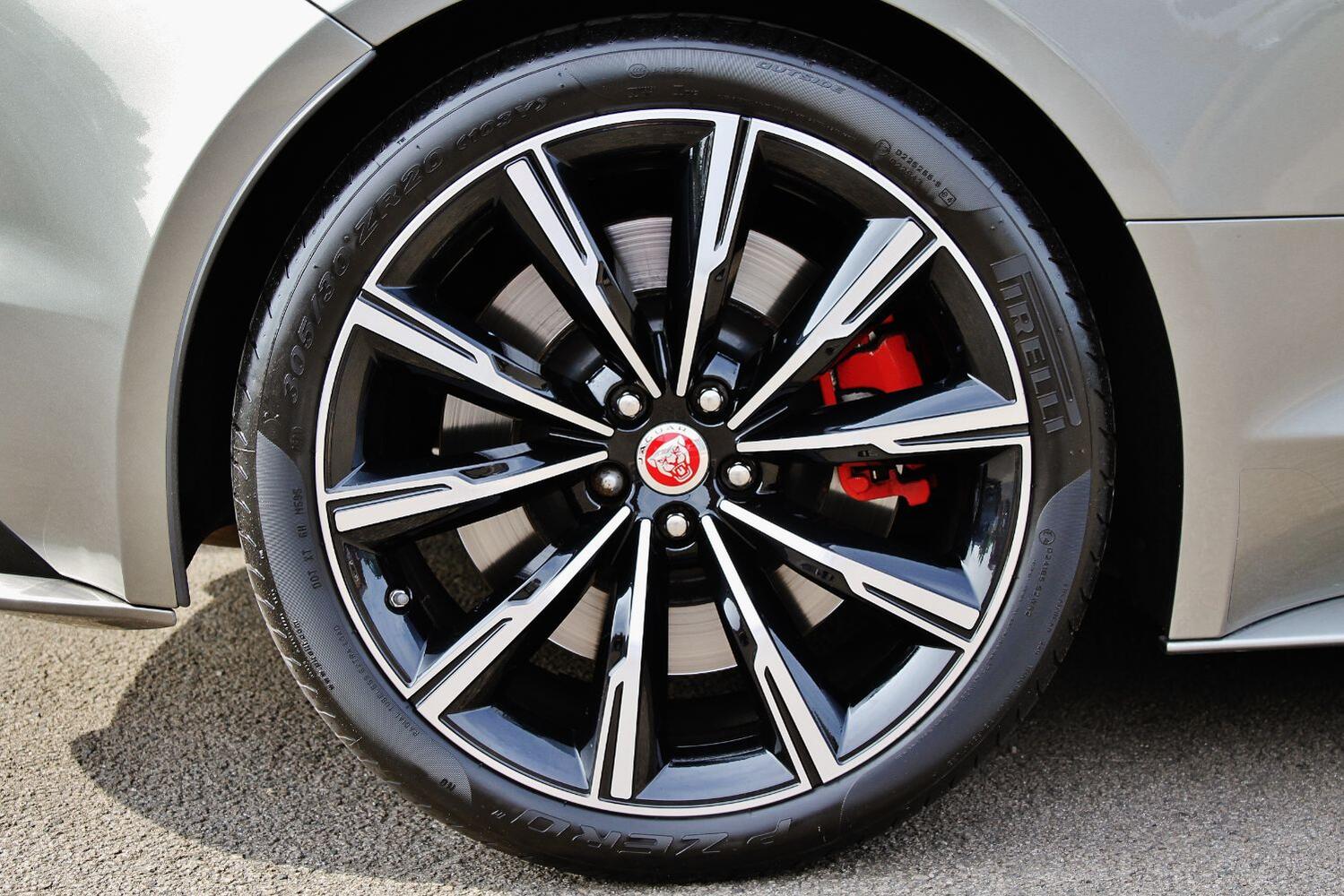 Jaguar F Type