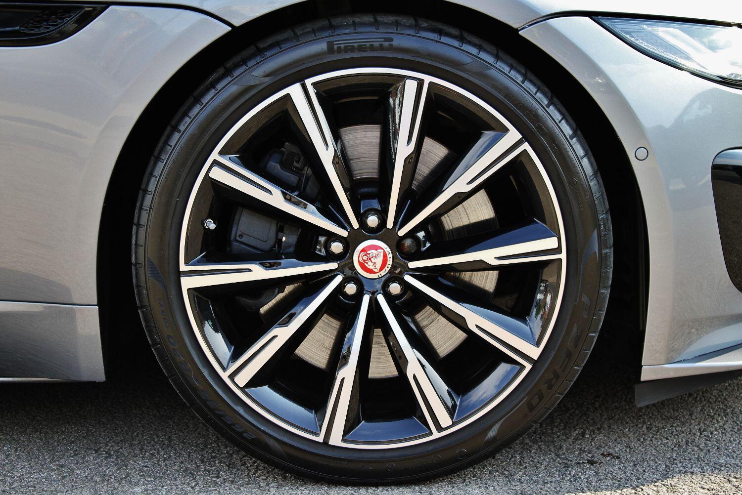 Jaguar F Type