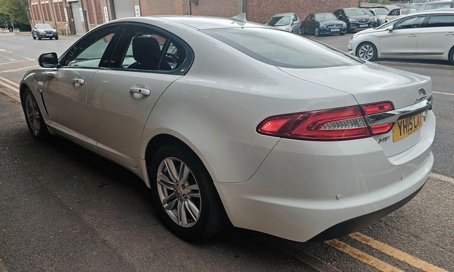 Jaguar XF
