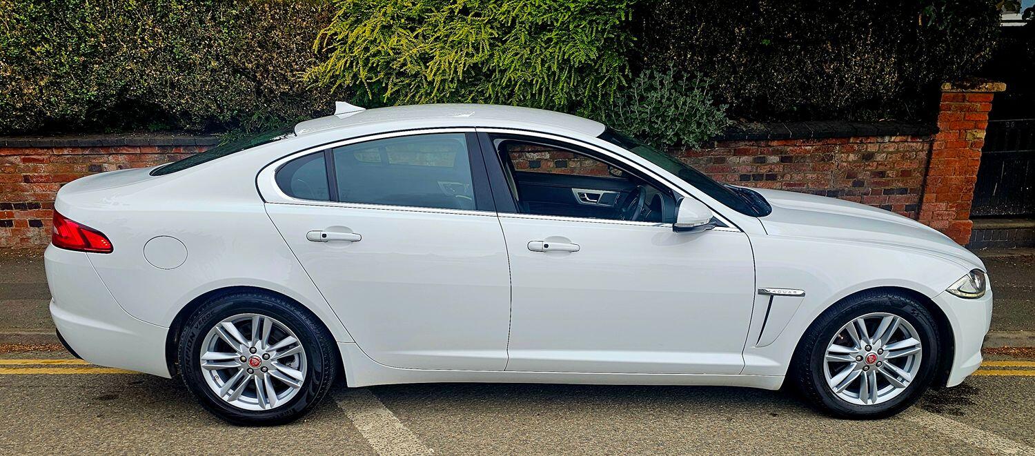 Jaguar XF