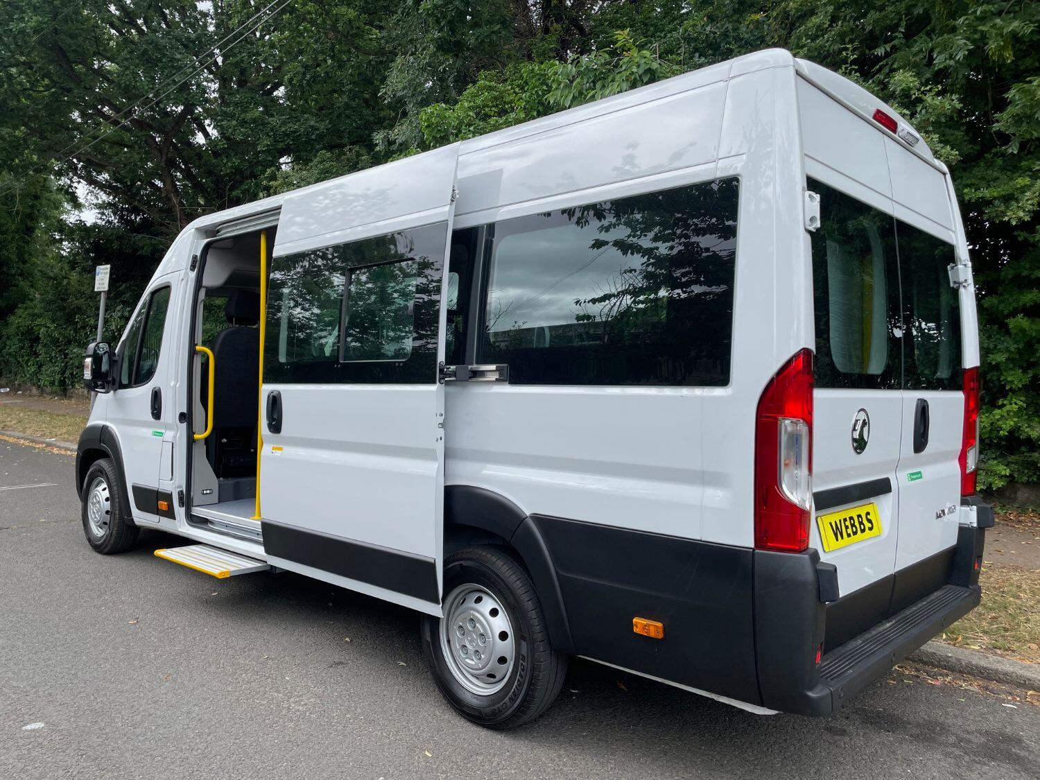 Vauxhall Movano