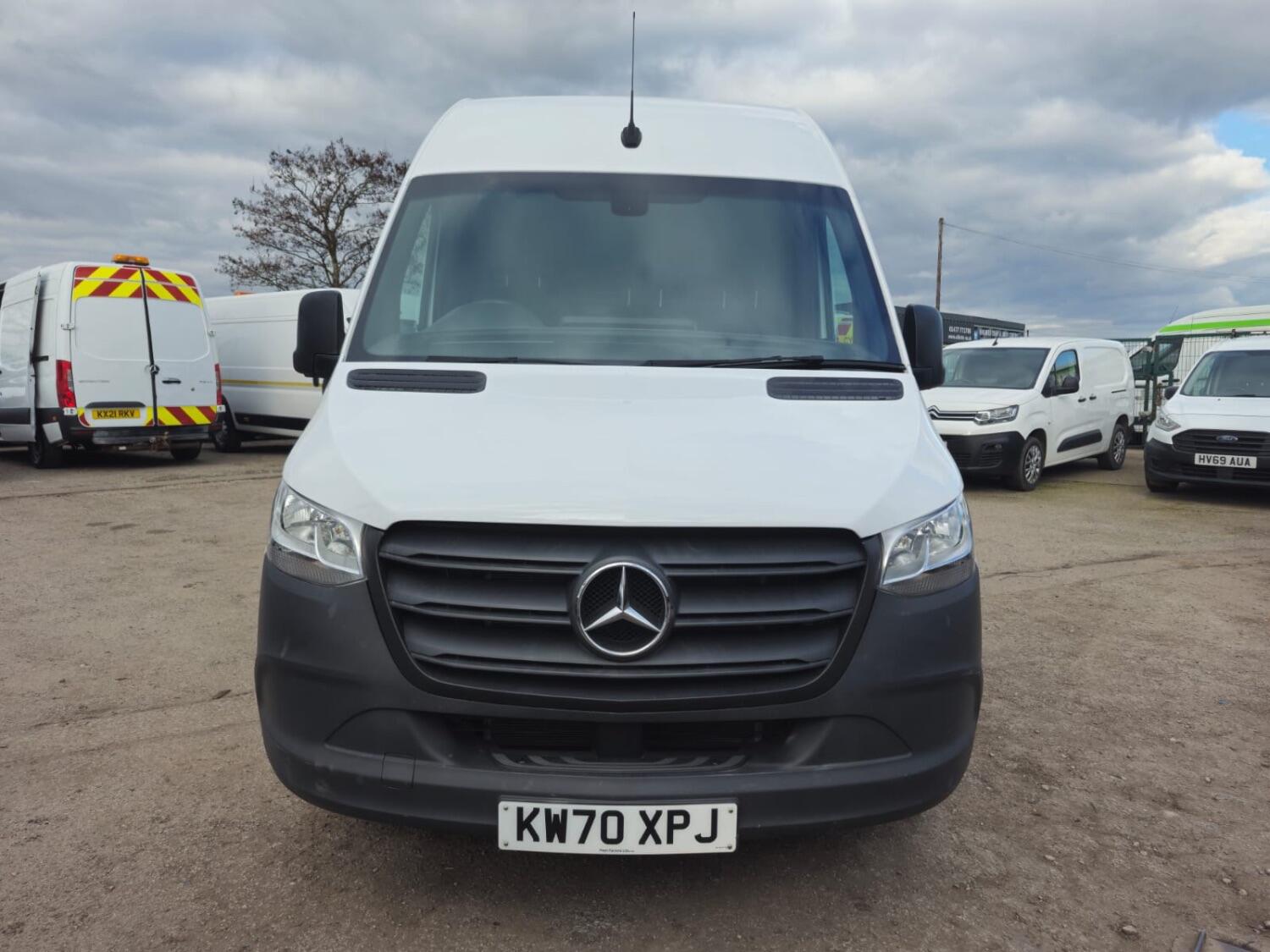 Mercedes Benz Sprinter