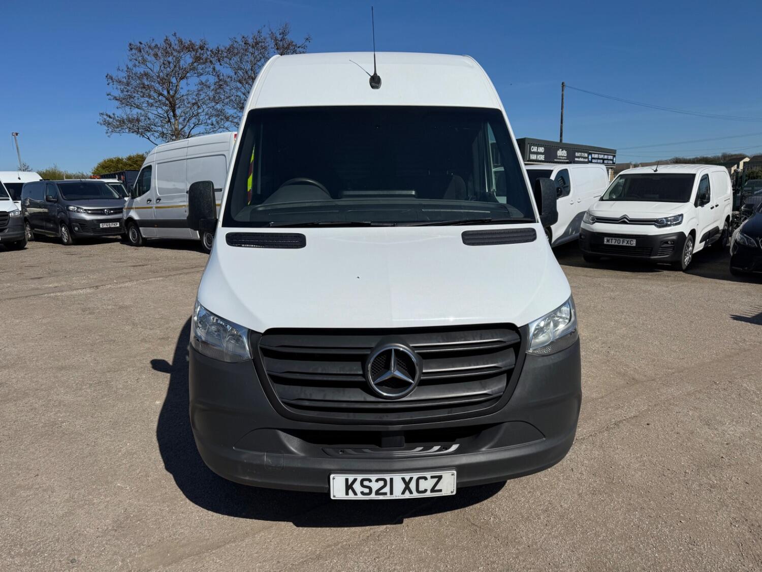 Mercedes Benz Sprinter
