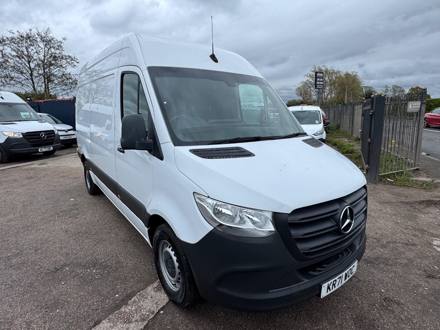 Mercedes Benz Sprinter