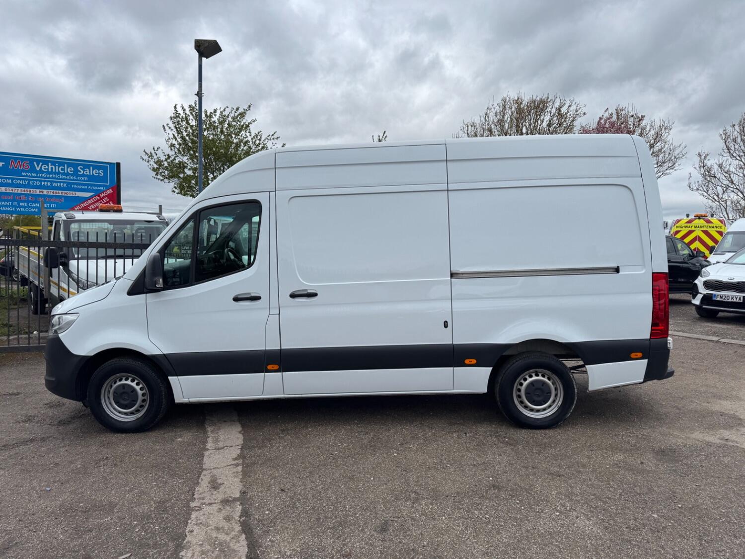 Mercedes Benz Sprinter