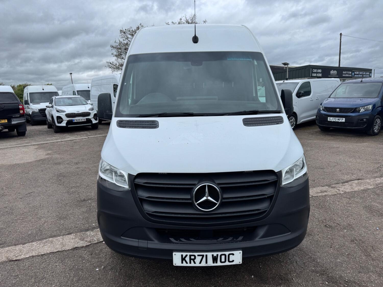 Mercedes Benz Sprinter