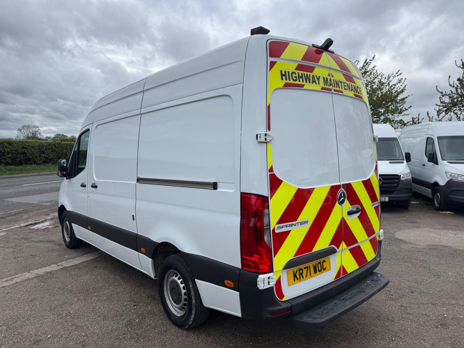 Mercedes Benz Sprinter