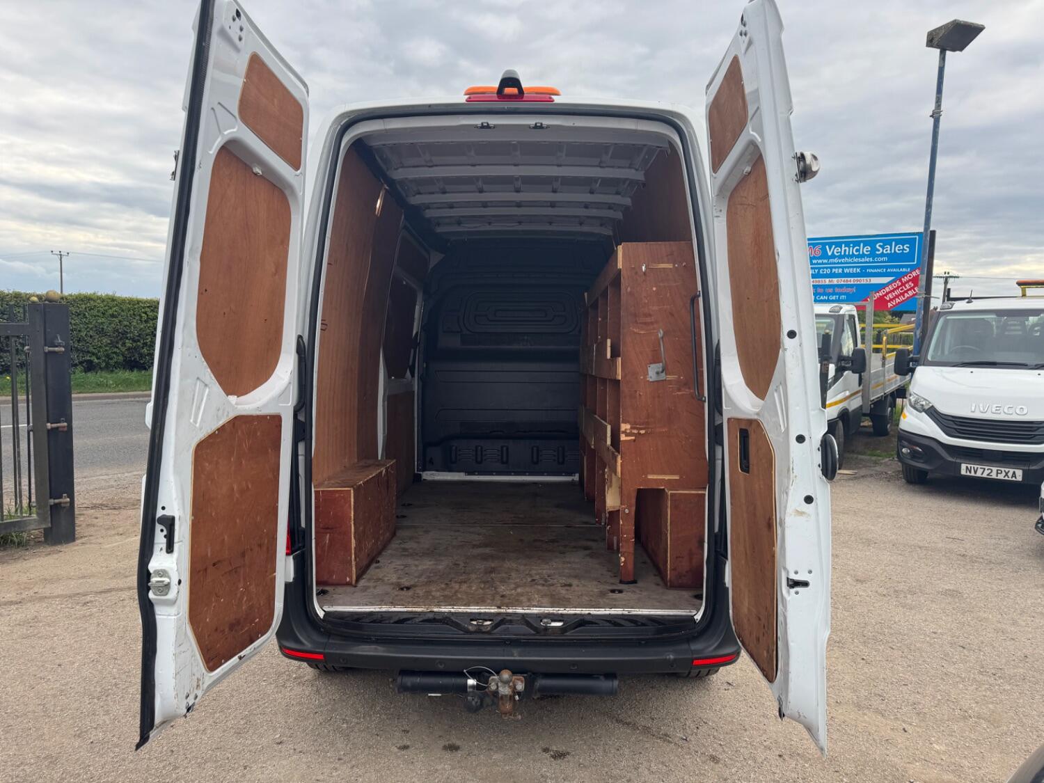 Mercedes Benz Sprinter