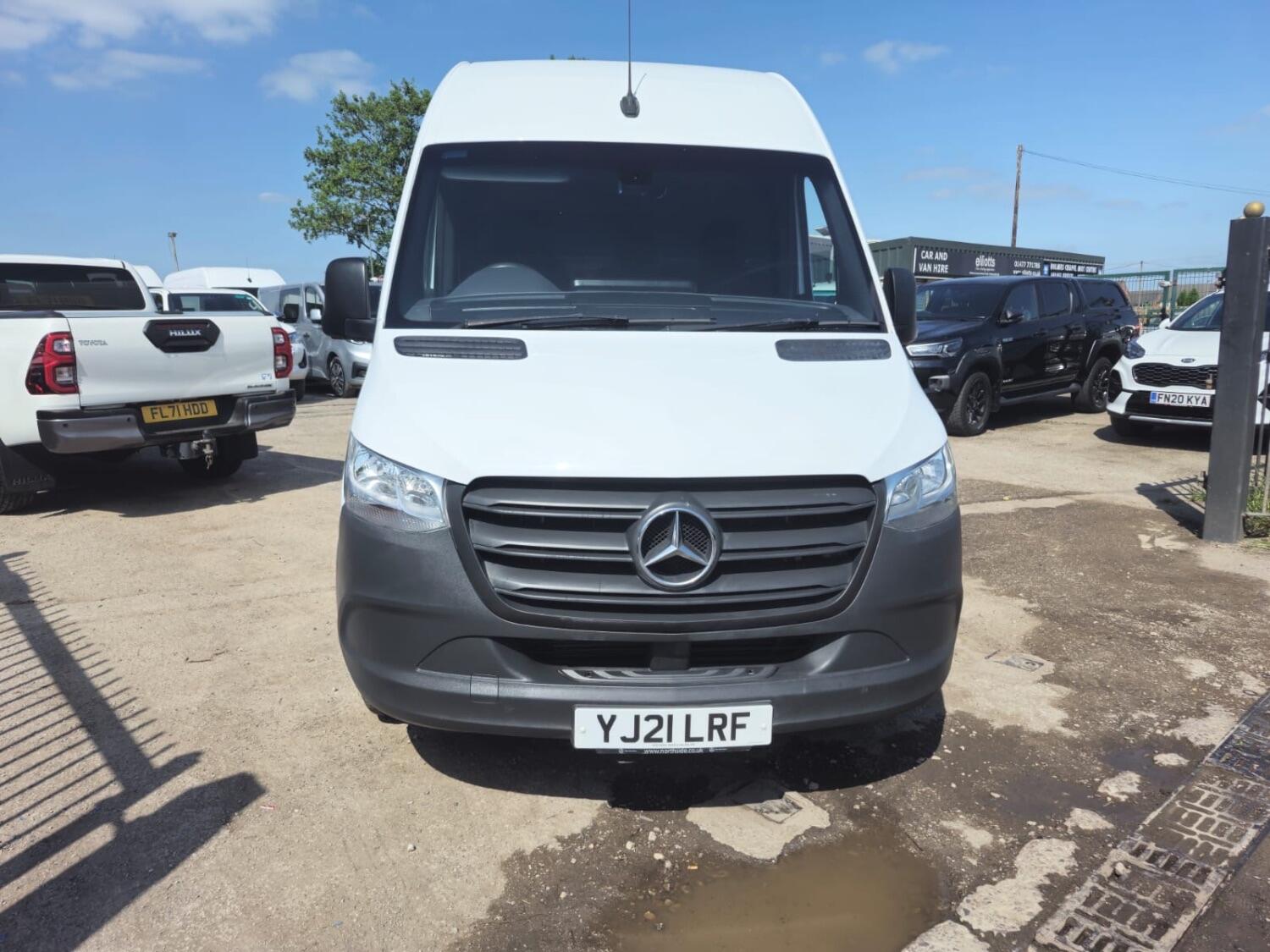 Mercedes Benz Sprinter
