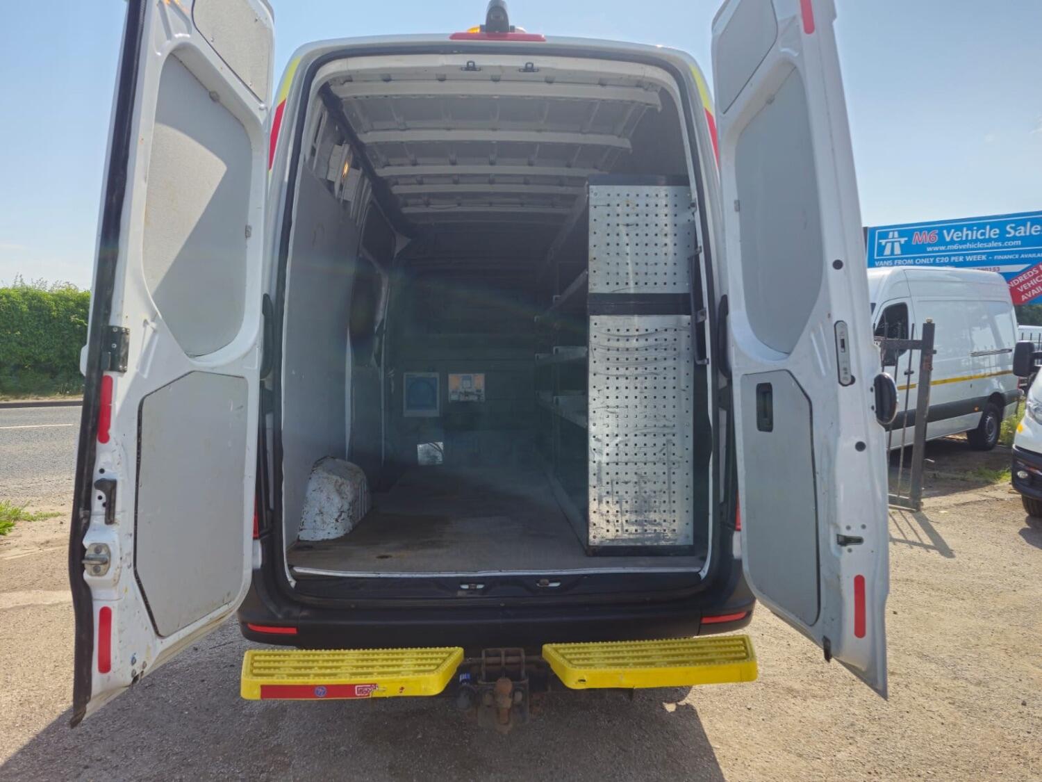 Mercedes Benz Sprinter