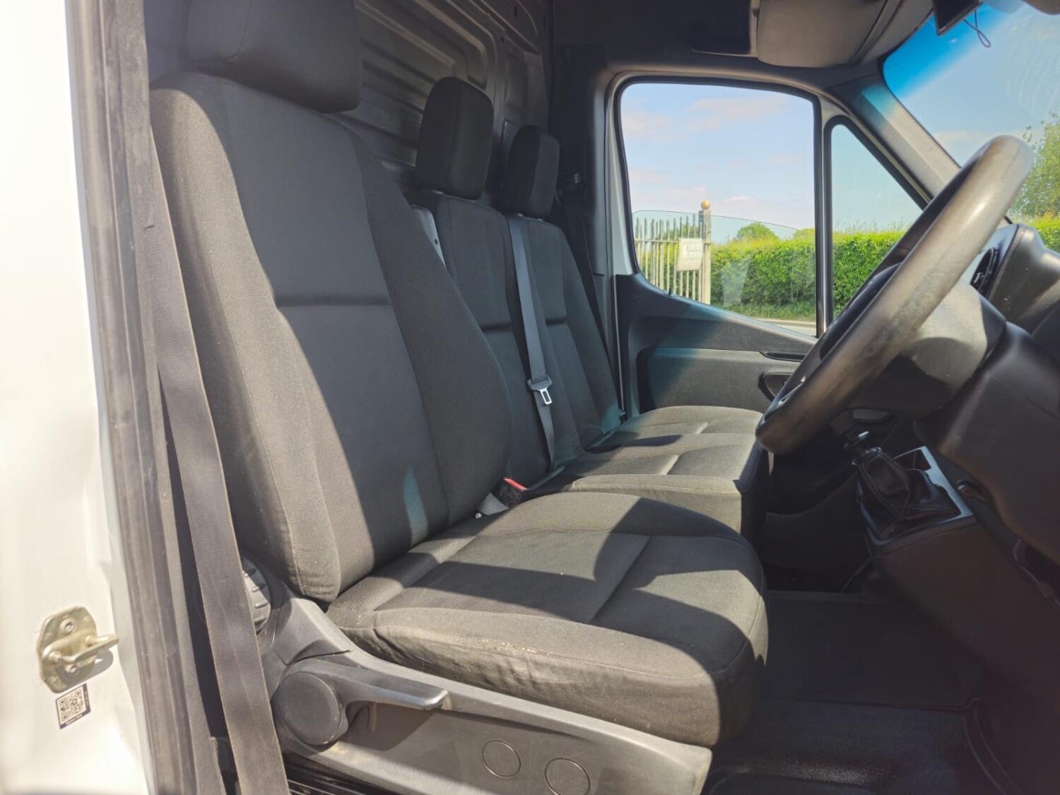 Mercedes Benz Sprinter