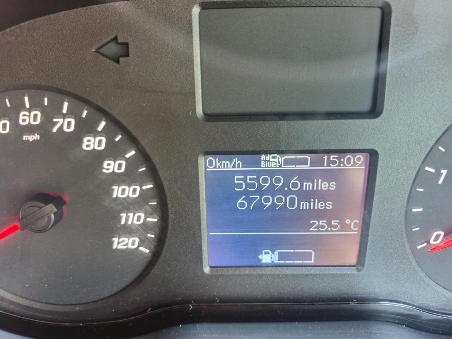 Mercedes Benz Sprinter