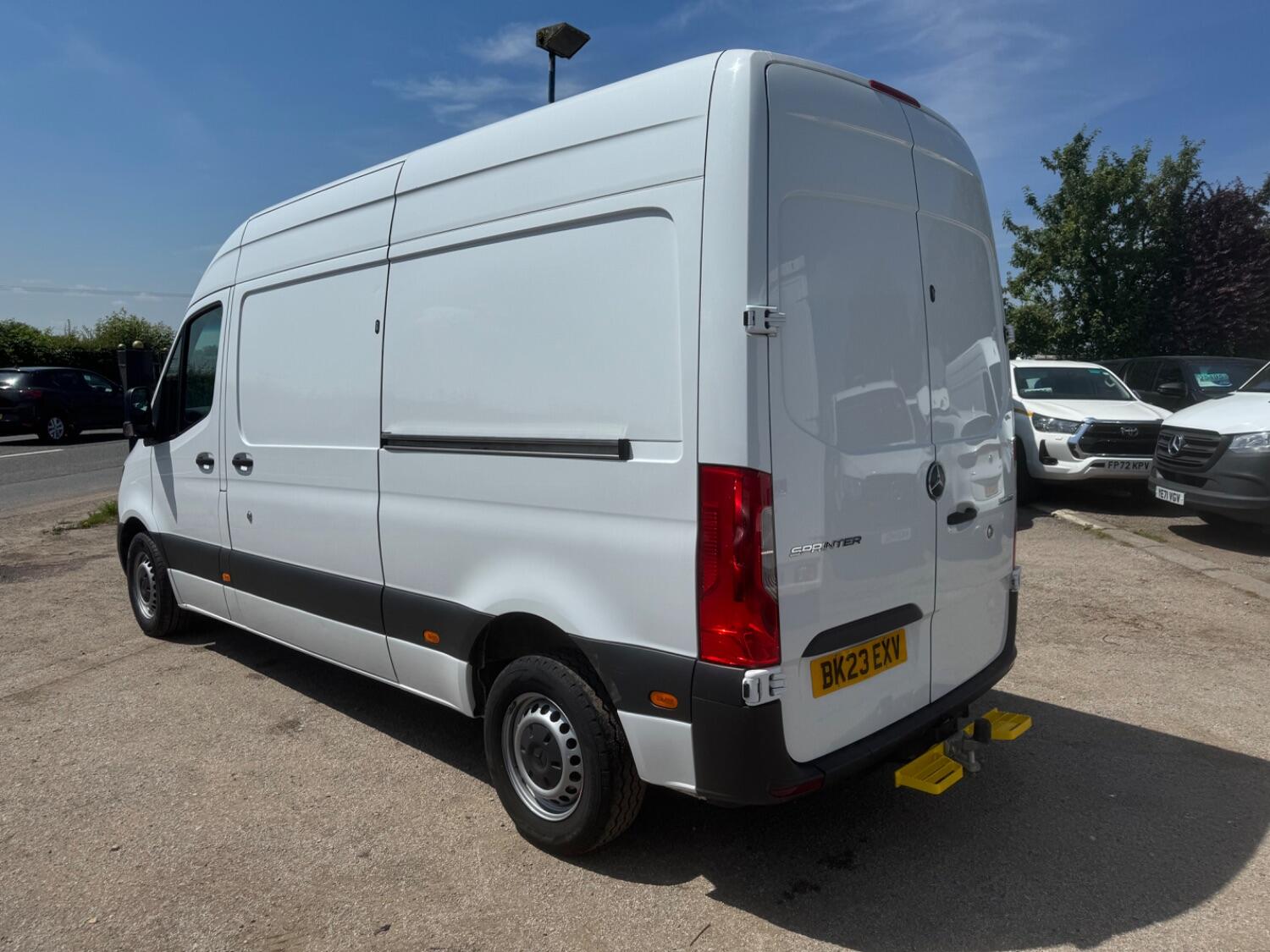 Mercedes Benz Sprinter