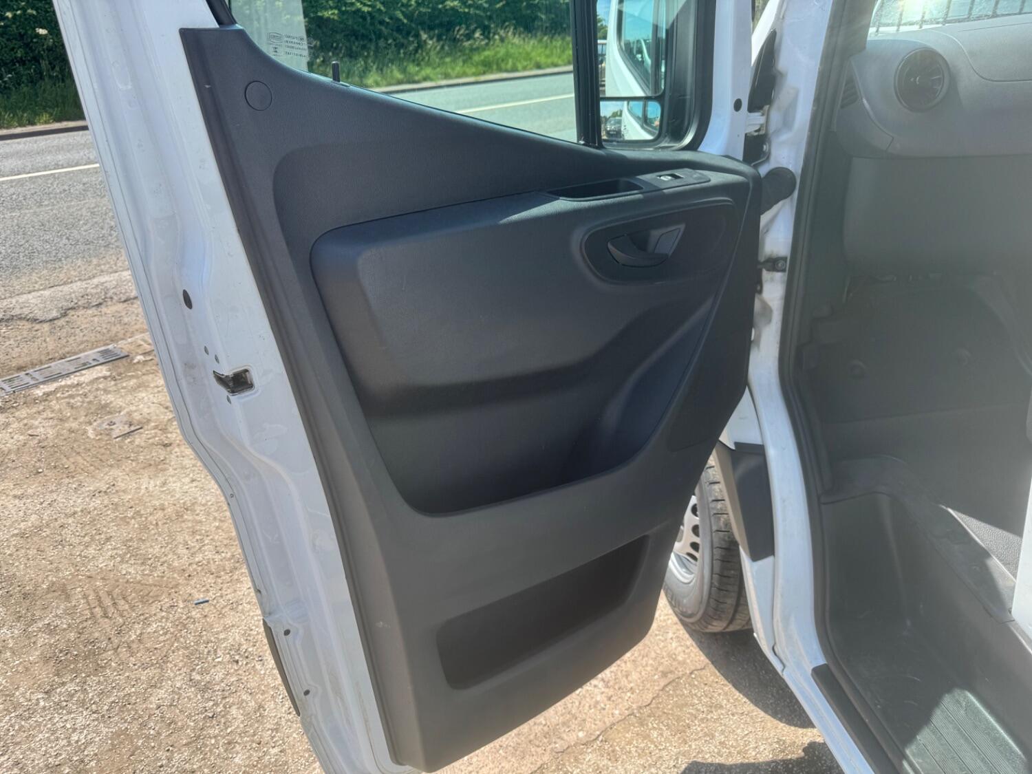 Mercedes Benz Sprinter