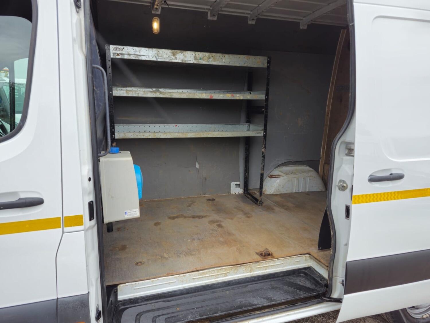 Mercedes Benz Sprinter
