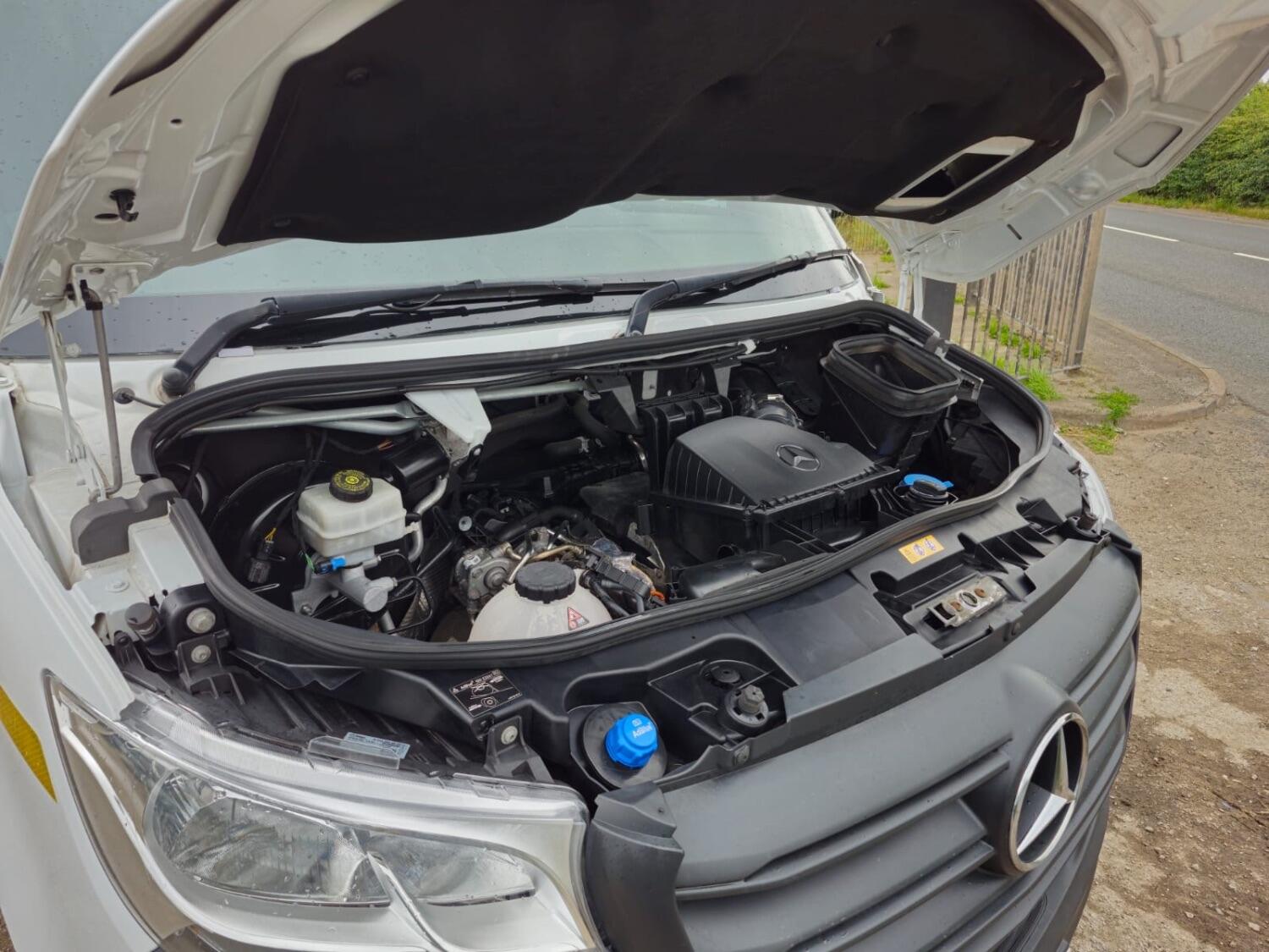 Mercedes Benz Sprinter