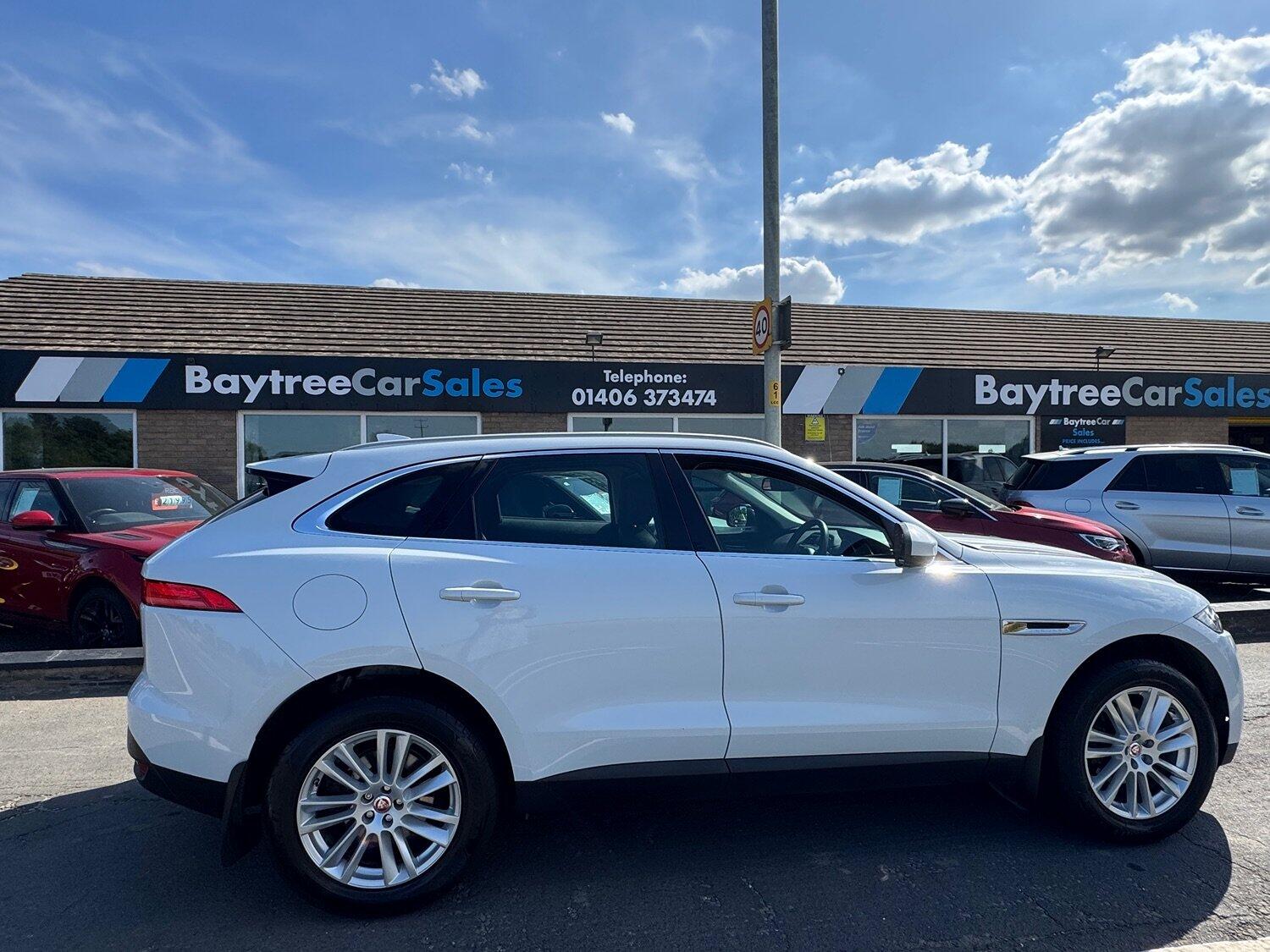 Jaguar F Pace