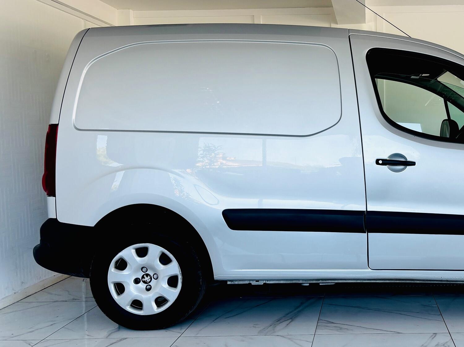 Peugeot Partner