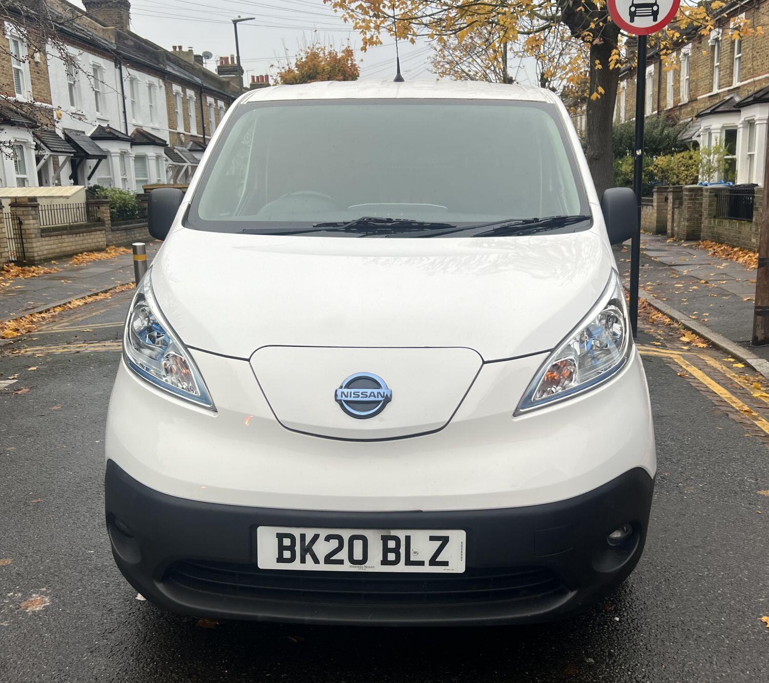 Nissan NV200