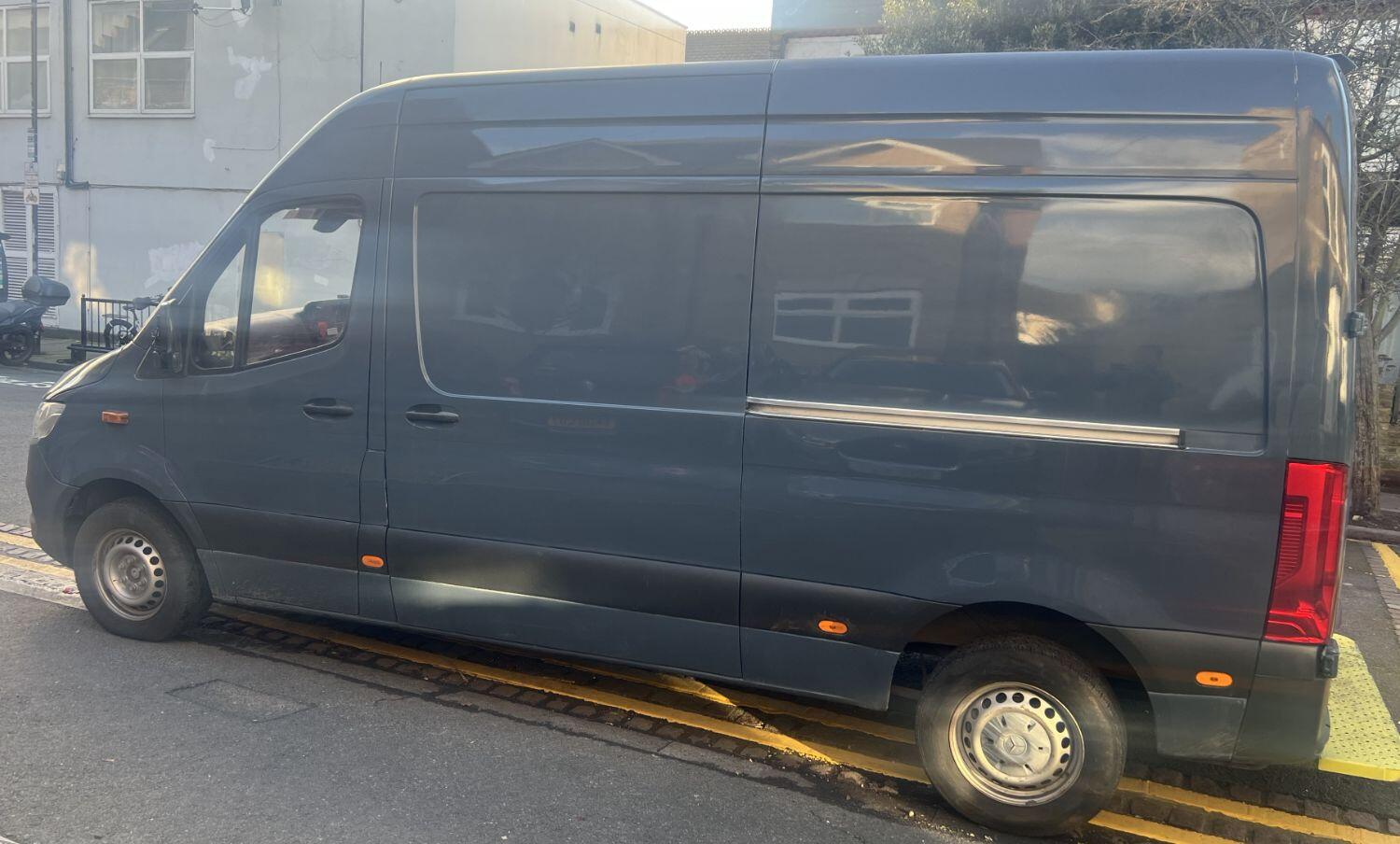 Mercedes Benz Sprinter