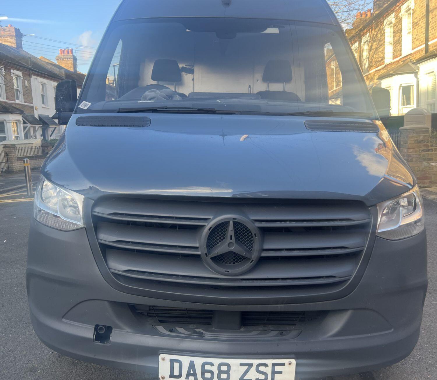 Mercedes Benz Sprinter