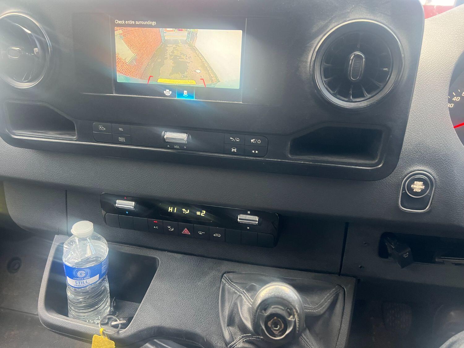 Mercedes Benz Sprinter