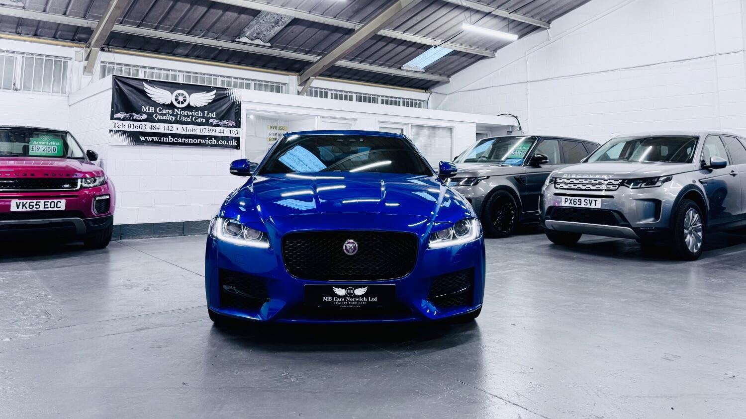 Jaguar XF