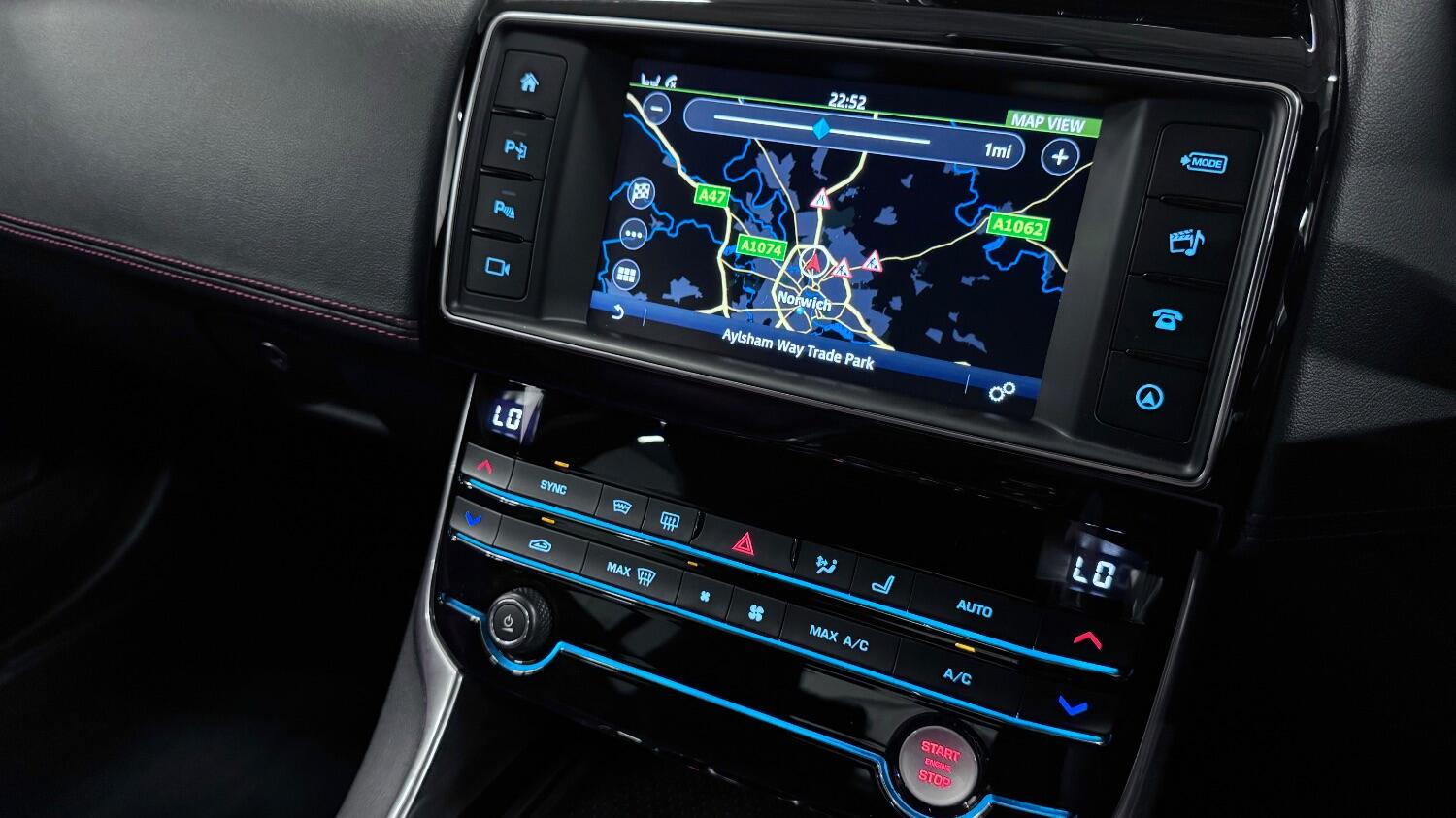 Jaguar XE