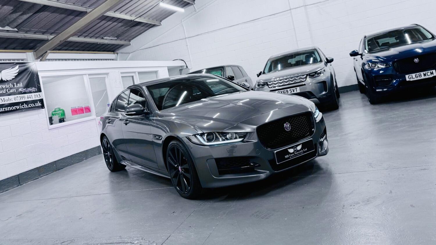 Jaguar XE