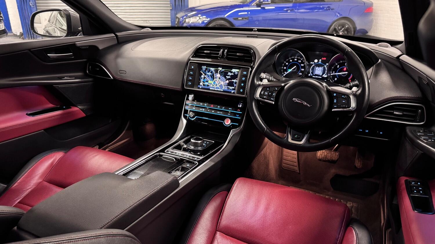 Jaguar XE