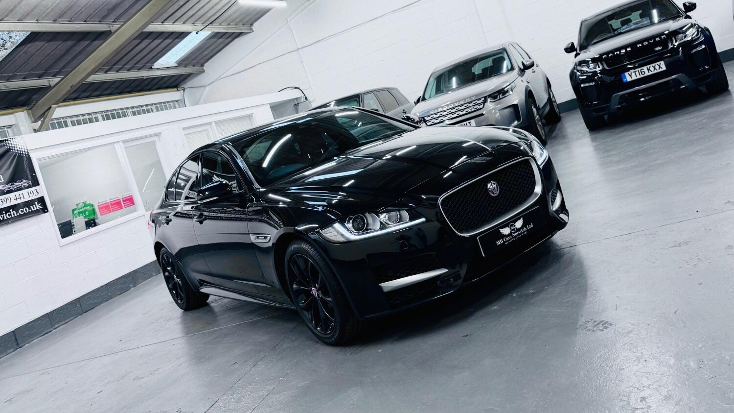 Jaguar XF