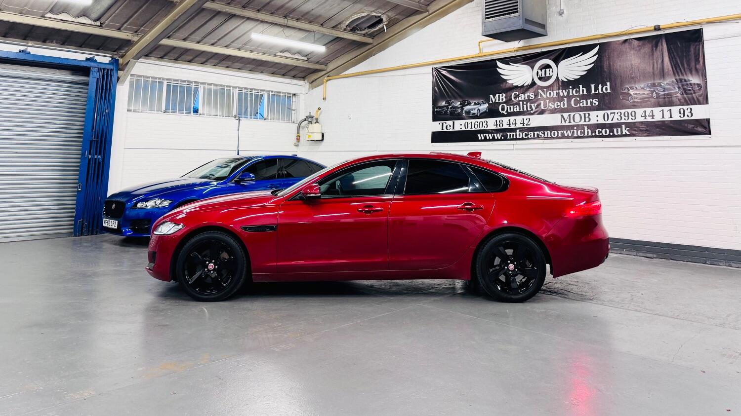Jaguar XF