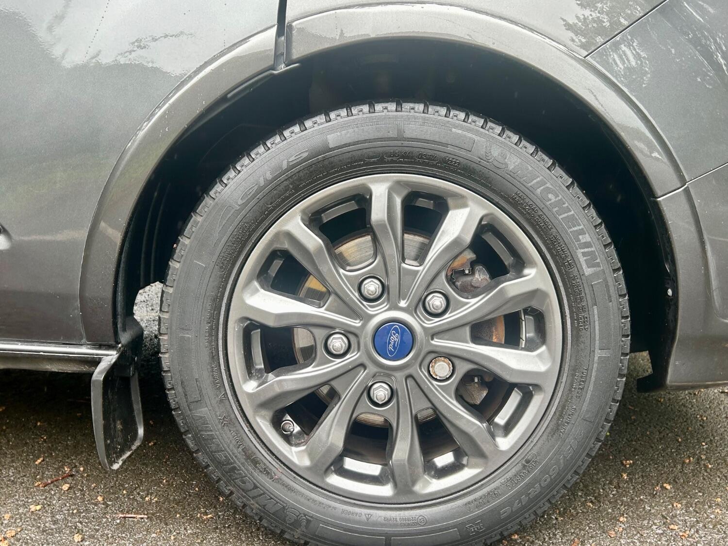 Ford Tourneo