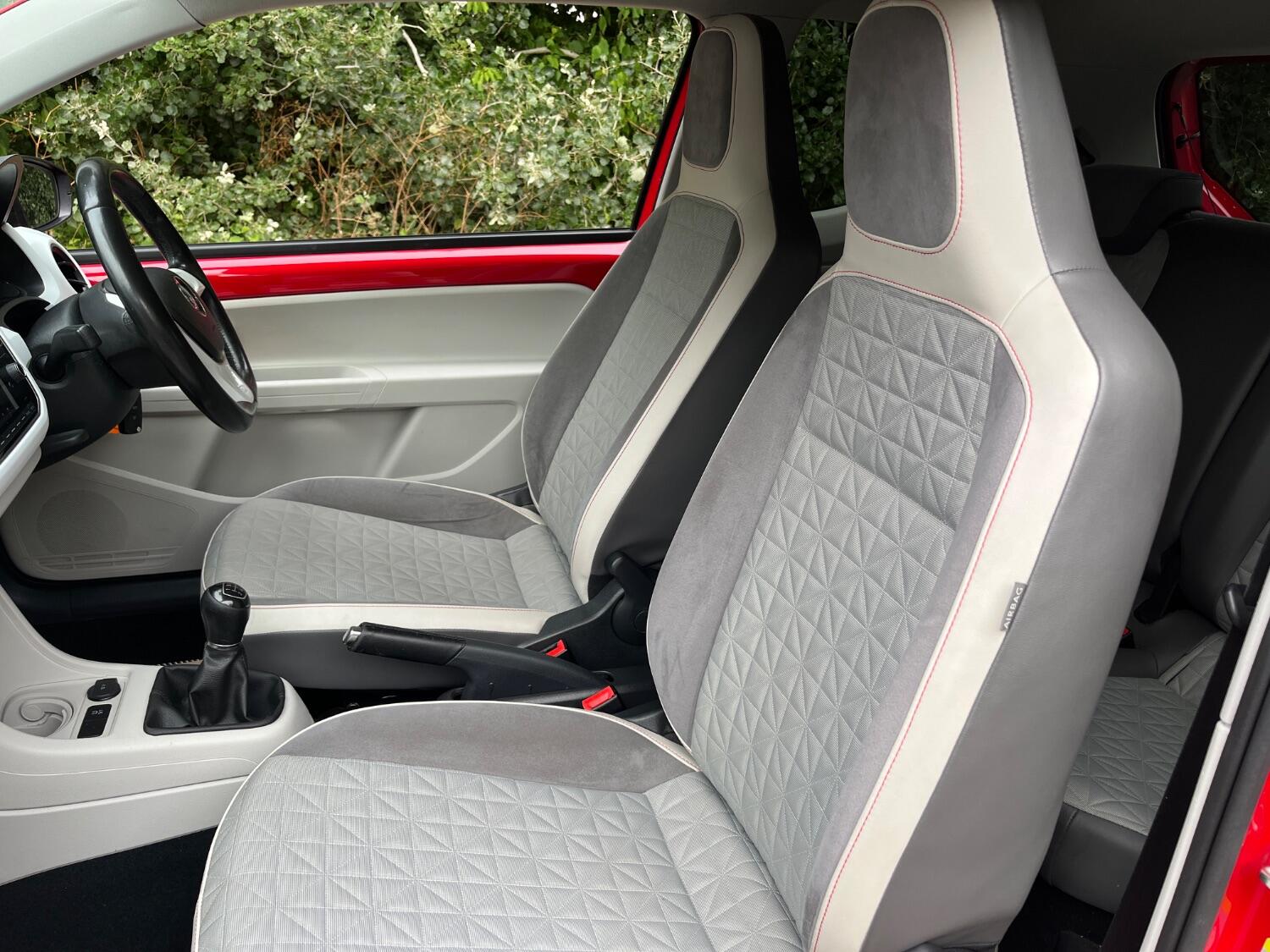 Volkswagen UP