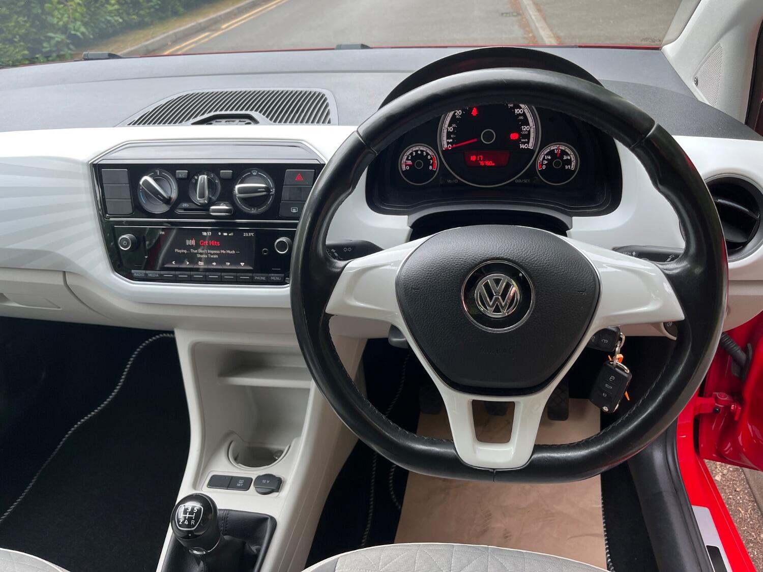 Volkswagen UP