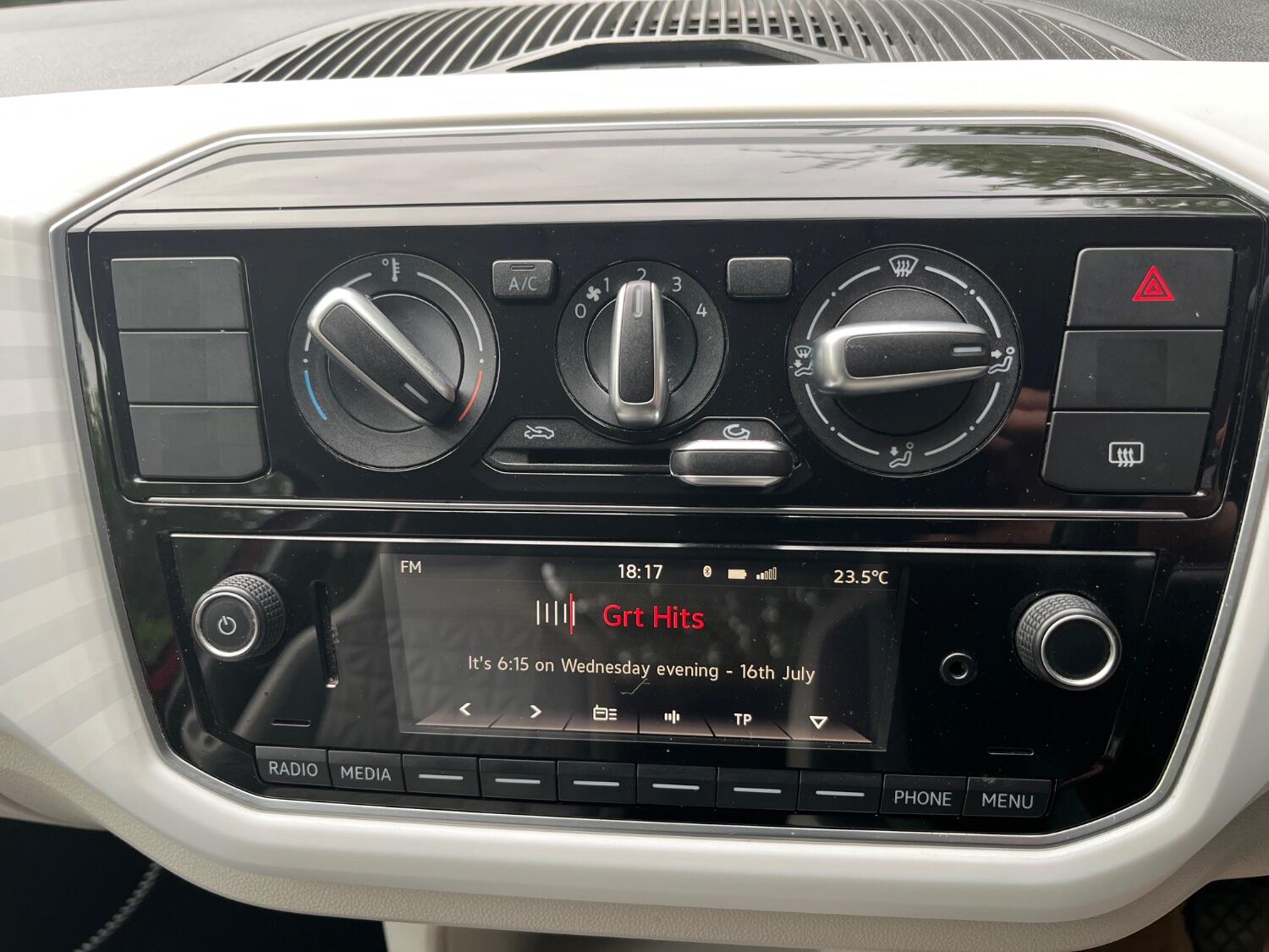 Volkswagen UP