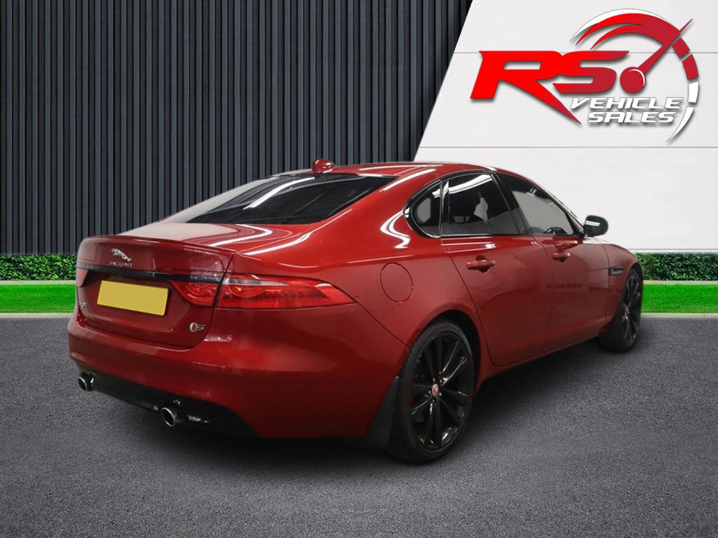 Jaguar XF