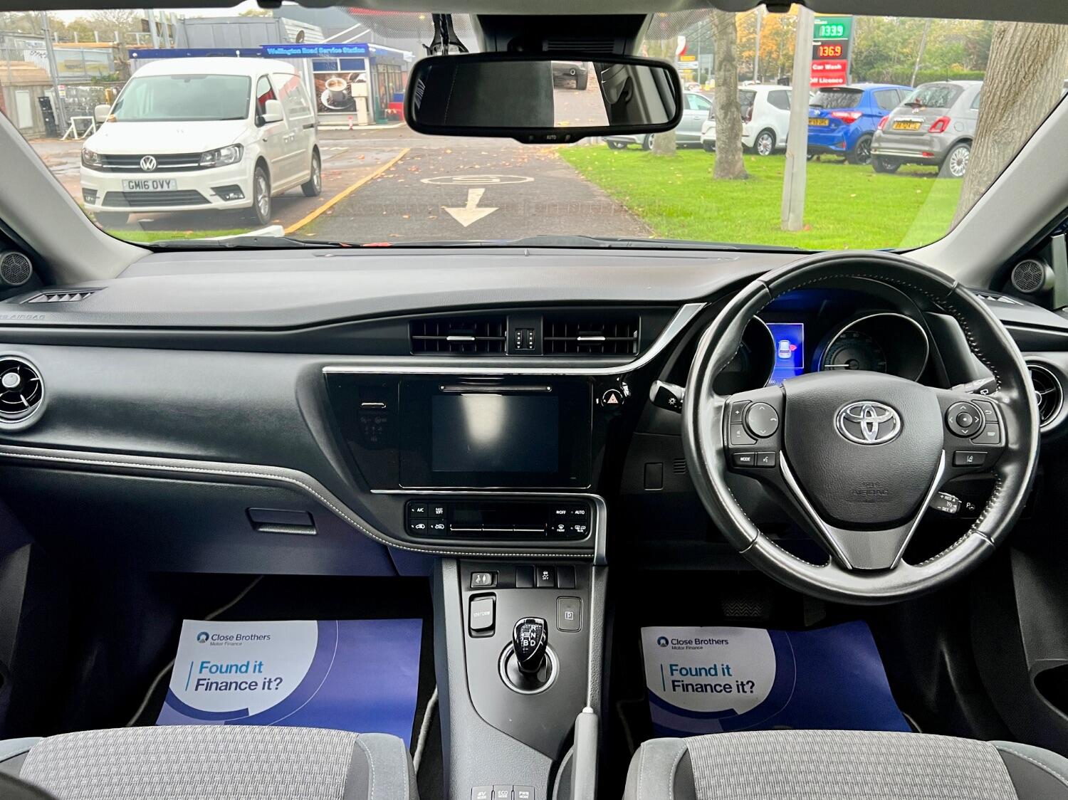 Toyota Auris