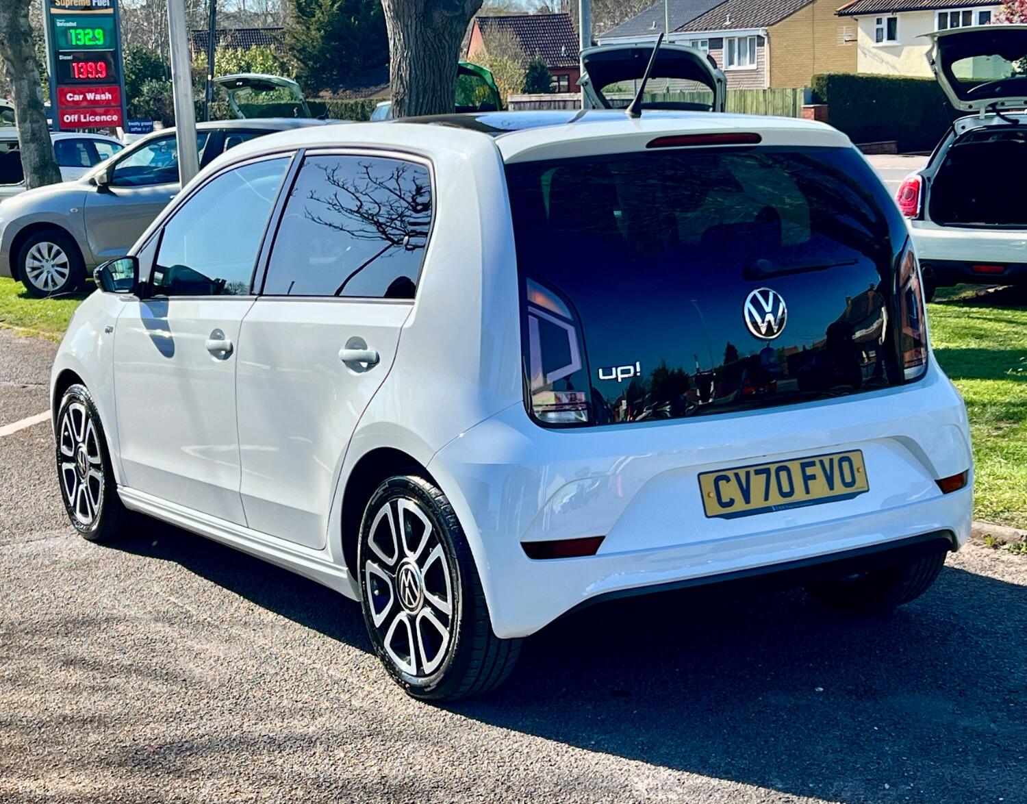 Volkswagen UP