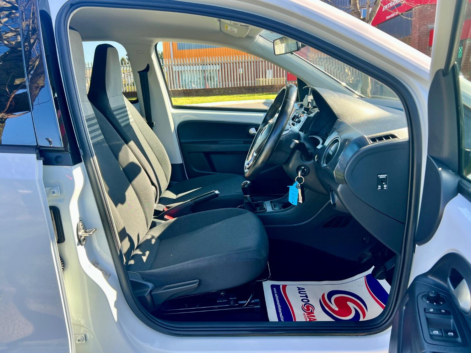 Volkswagen UP