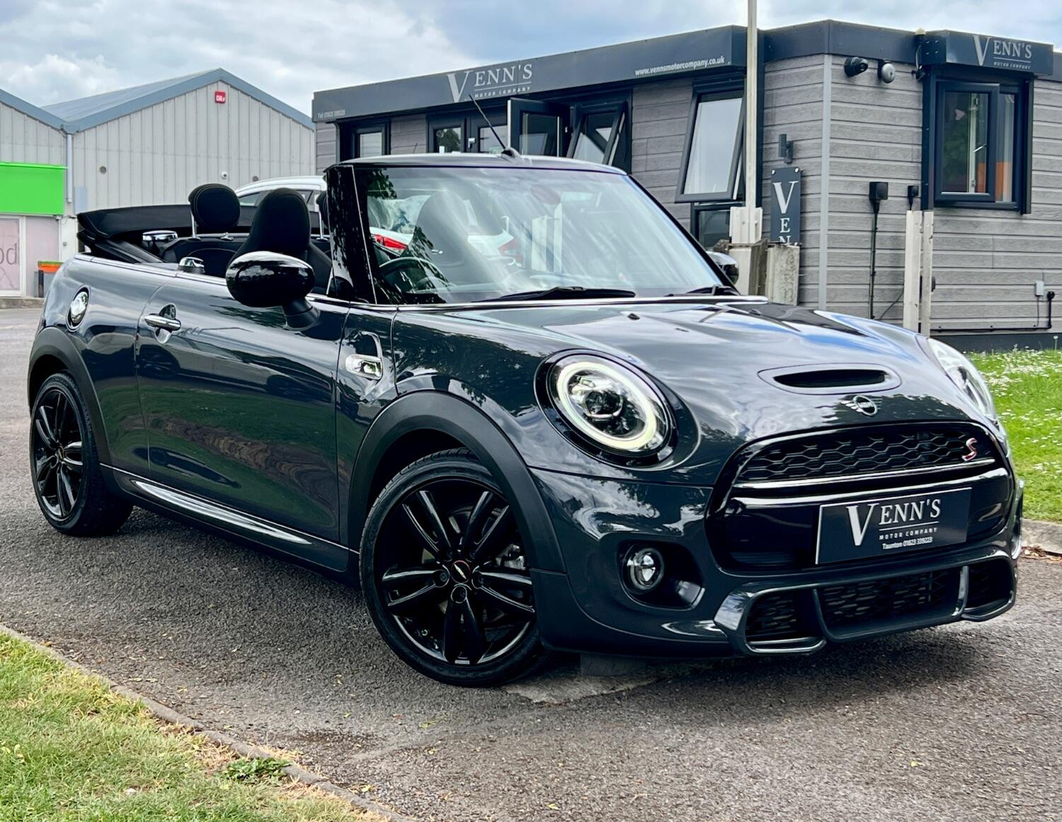 MINI Convertible
