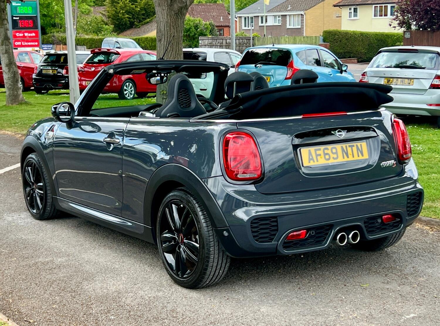 MINI Convertible