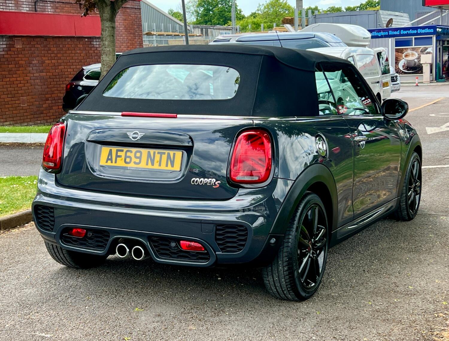MINI Convertible