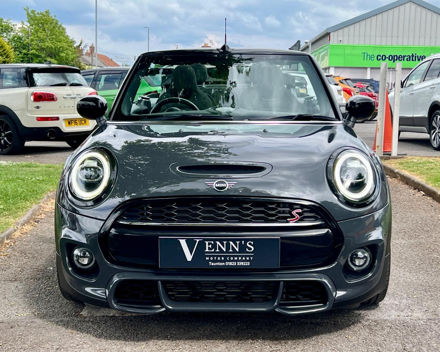 MINI Convertible