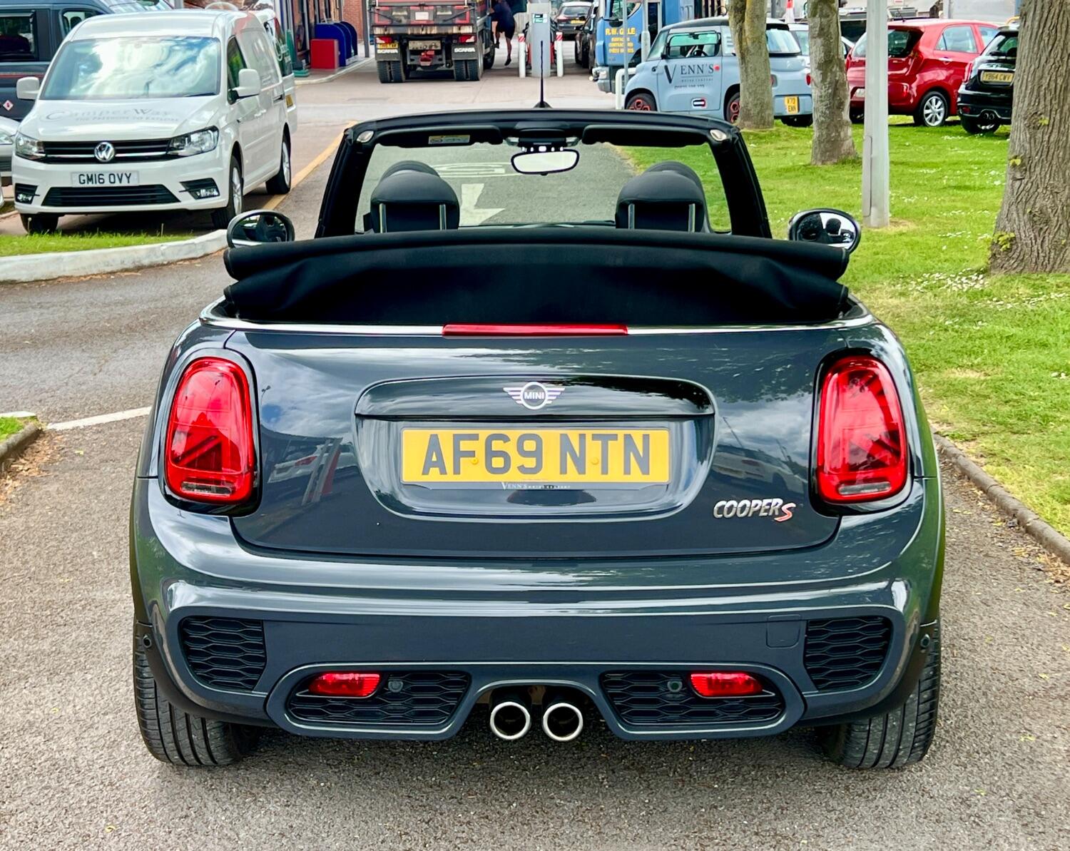 MINI Convertible