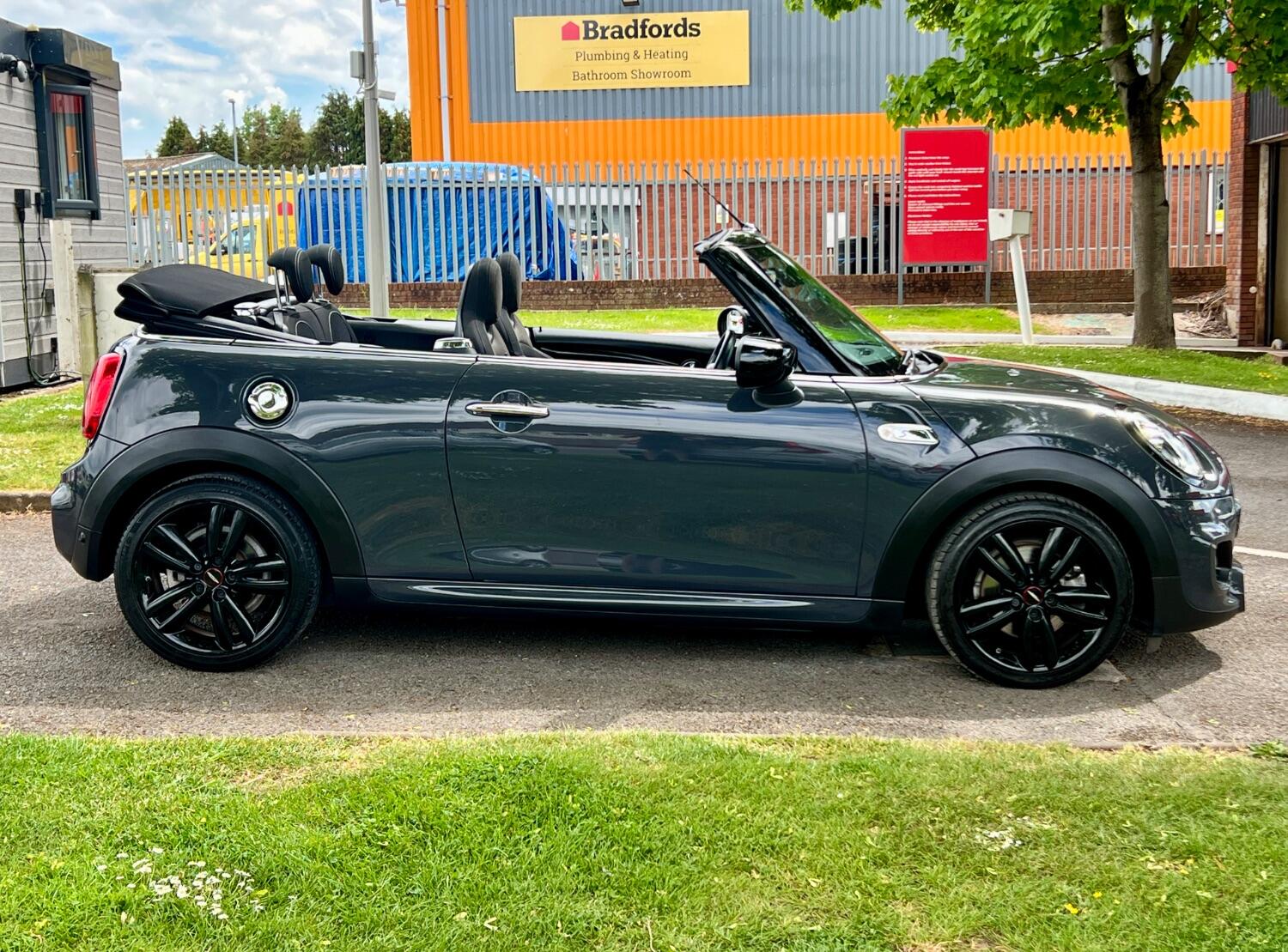 MINI Convertible