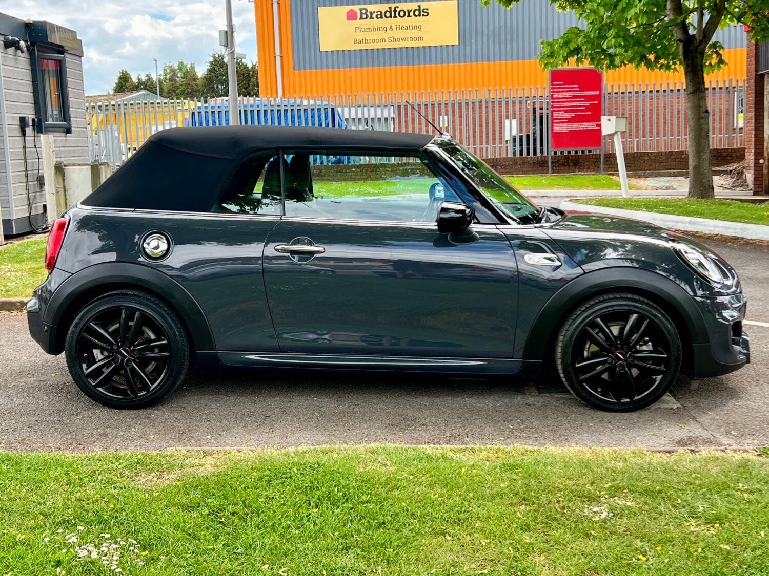 MINI Convertible