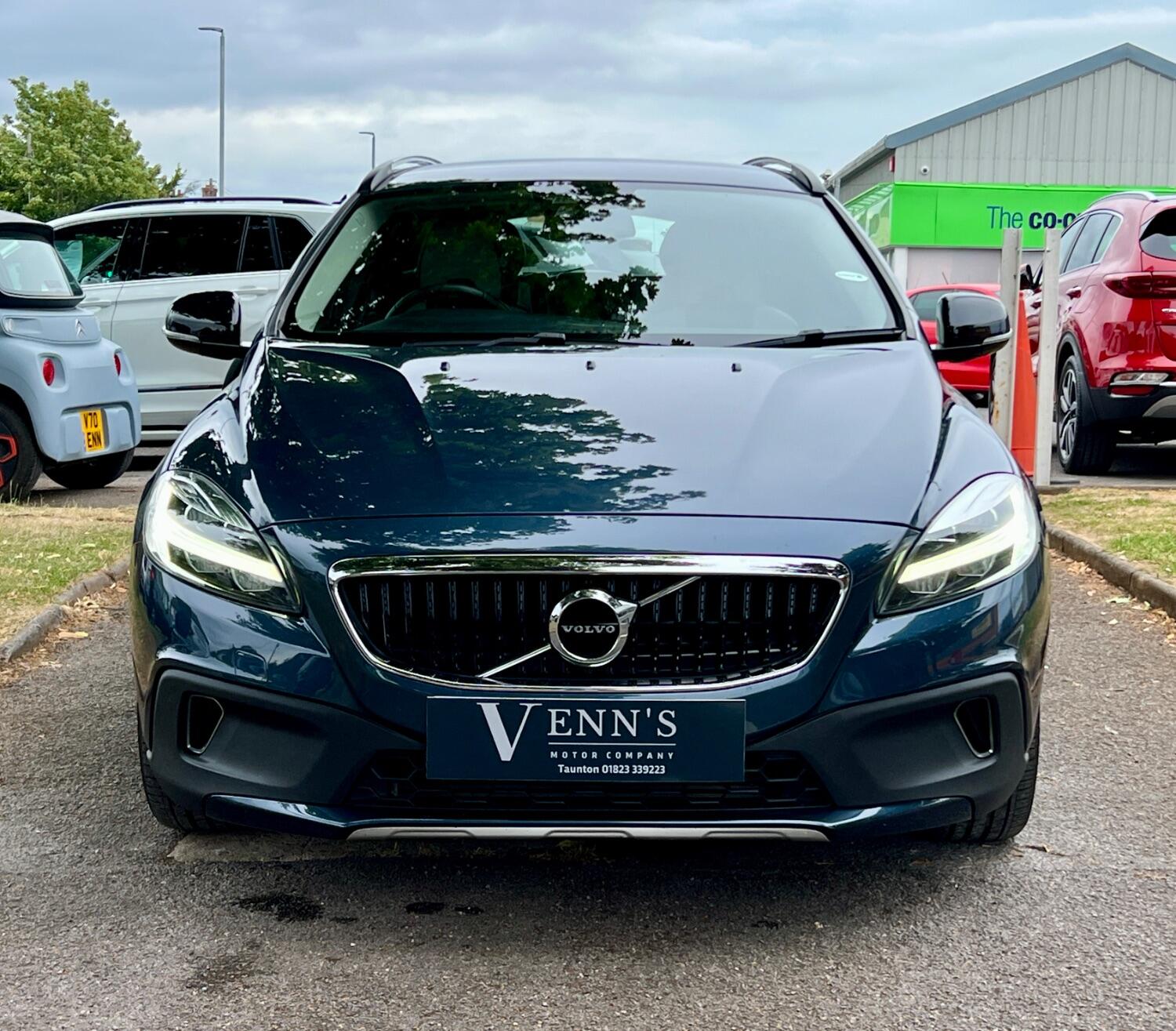 Volvo V40